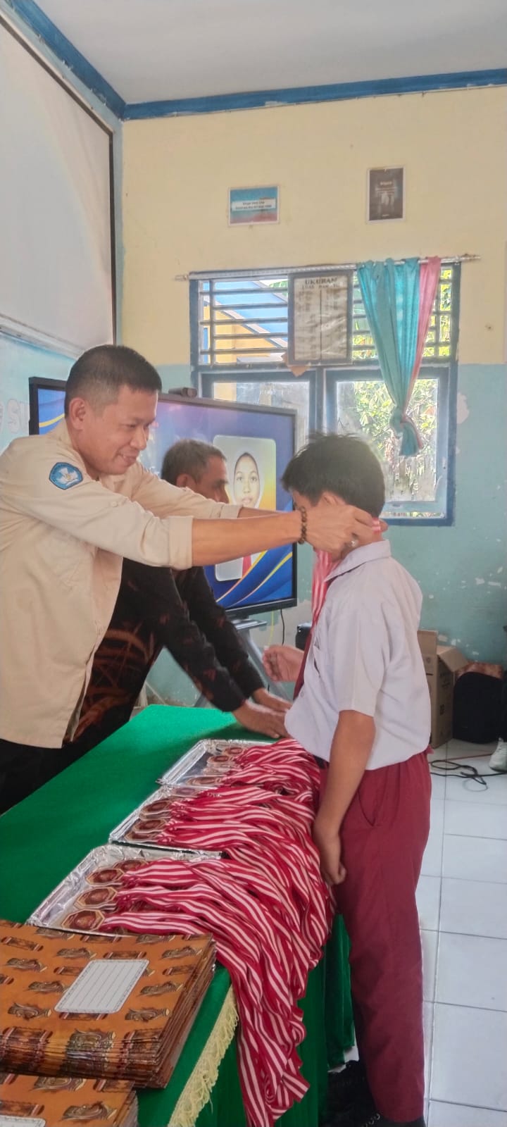 Penuh Haru dan Bangga, UPTD SDN 145 Inpres Pampangan Gelar Acara Penamatan dan Pelepasan Murid Kelas VI