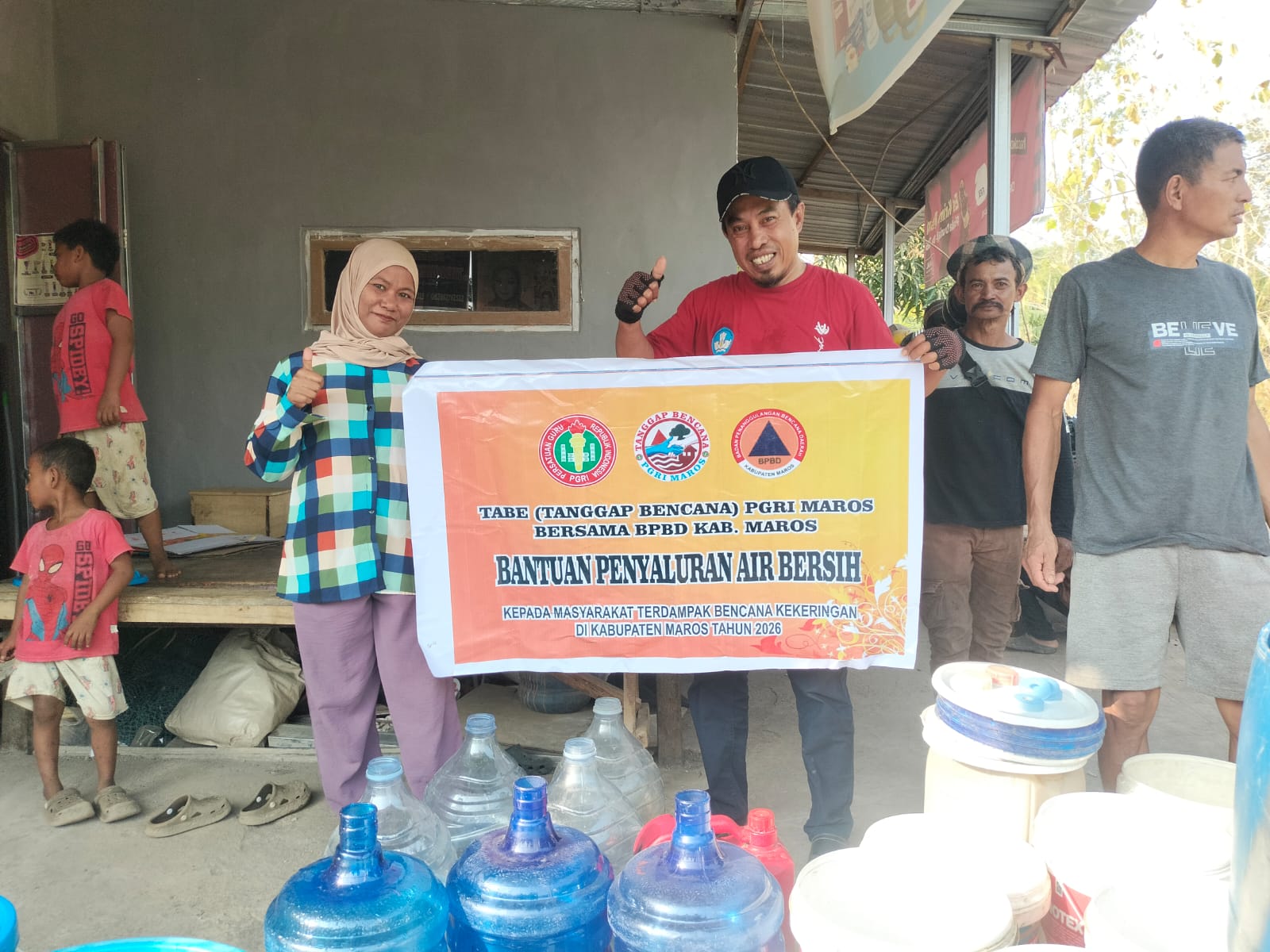 Respons Krisis Air Bersih, PGRI Kabupaten Maros Gelar Aksi "TABE PGRI Maros Bergerak